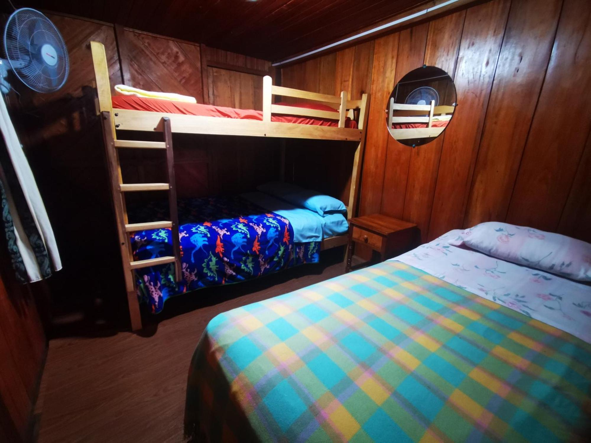 La Tranquilidad Hostel Mindo Ngoại thất bức ảnh